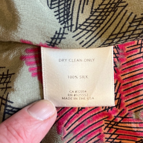 Anthropolgie Laila & Savannah Silk Floral Sleeveless Top Women’s Medium - Picture 7 of 7